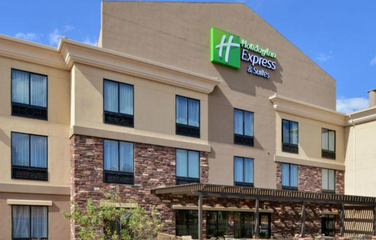 Holiday Inn Express & Suites Page - Lake Powell Area By Ihg Exterior photo