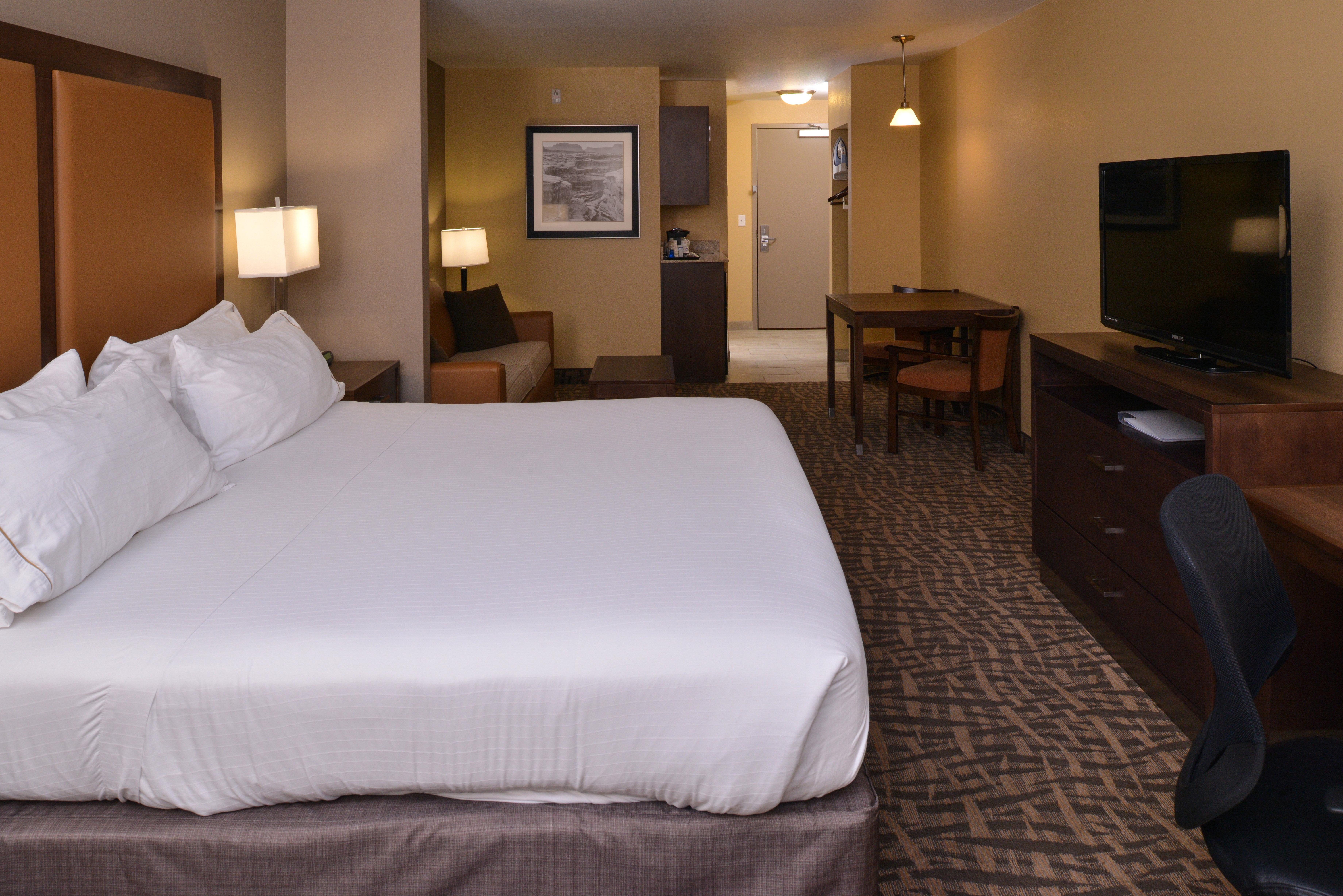 Holiday Inn Express & Suites Page - Lake Powell Area By Ihg Exterior photo