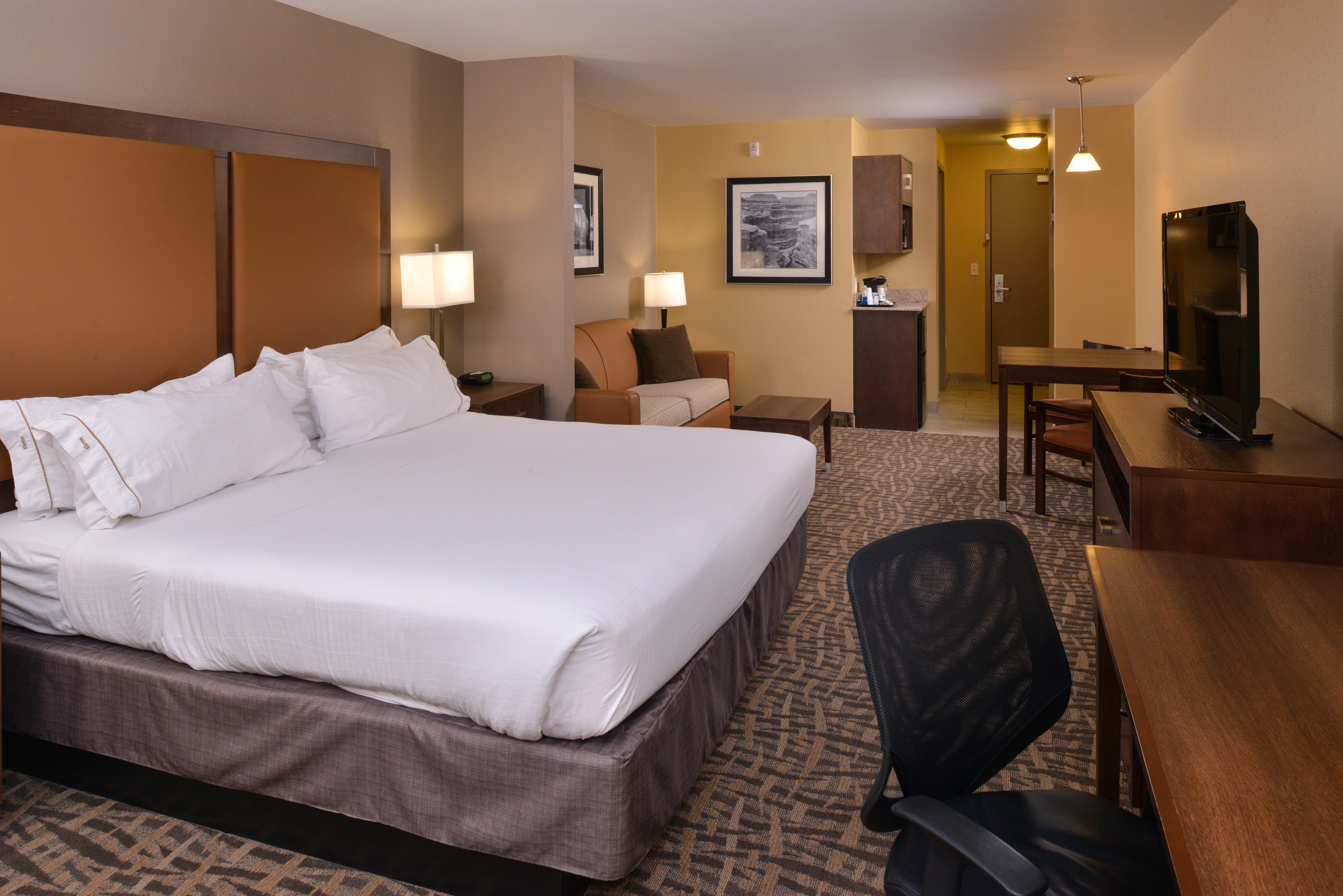 Holiday Inn Express & Suites Page - Lake Powell Area By Ihg Exterior photo