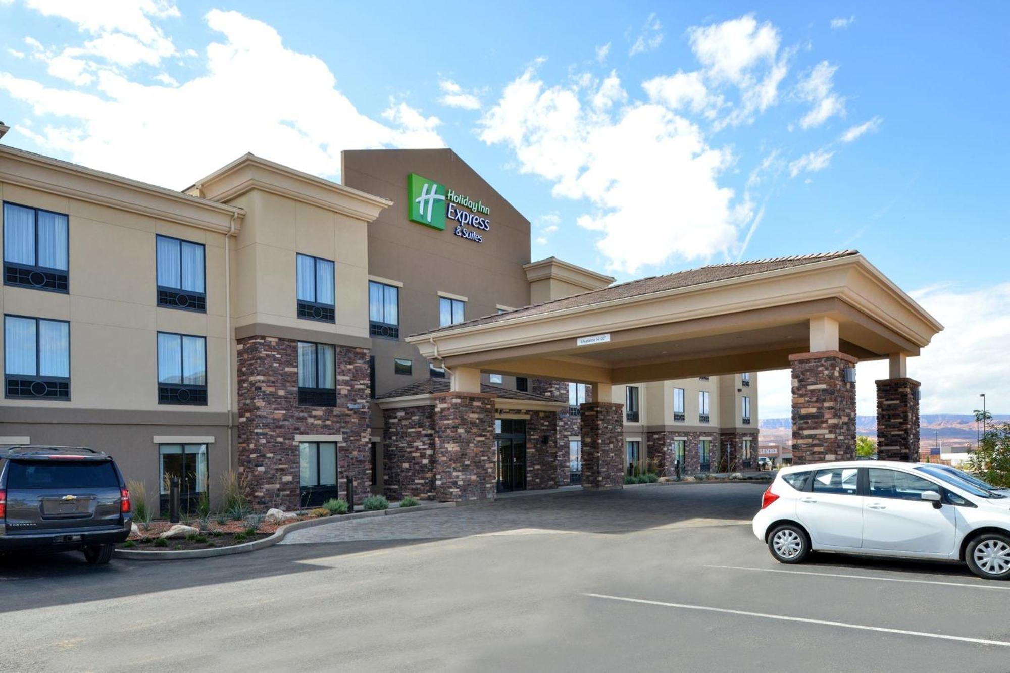 Holiday Inn Express & Suites Page - Lake Powell Area By Ihg Exterior photo