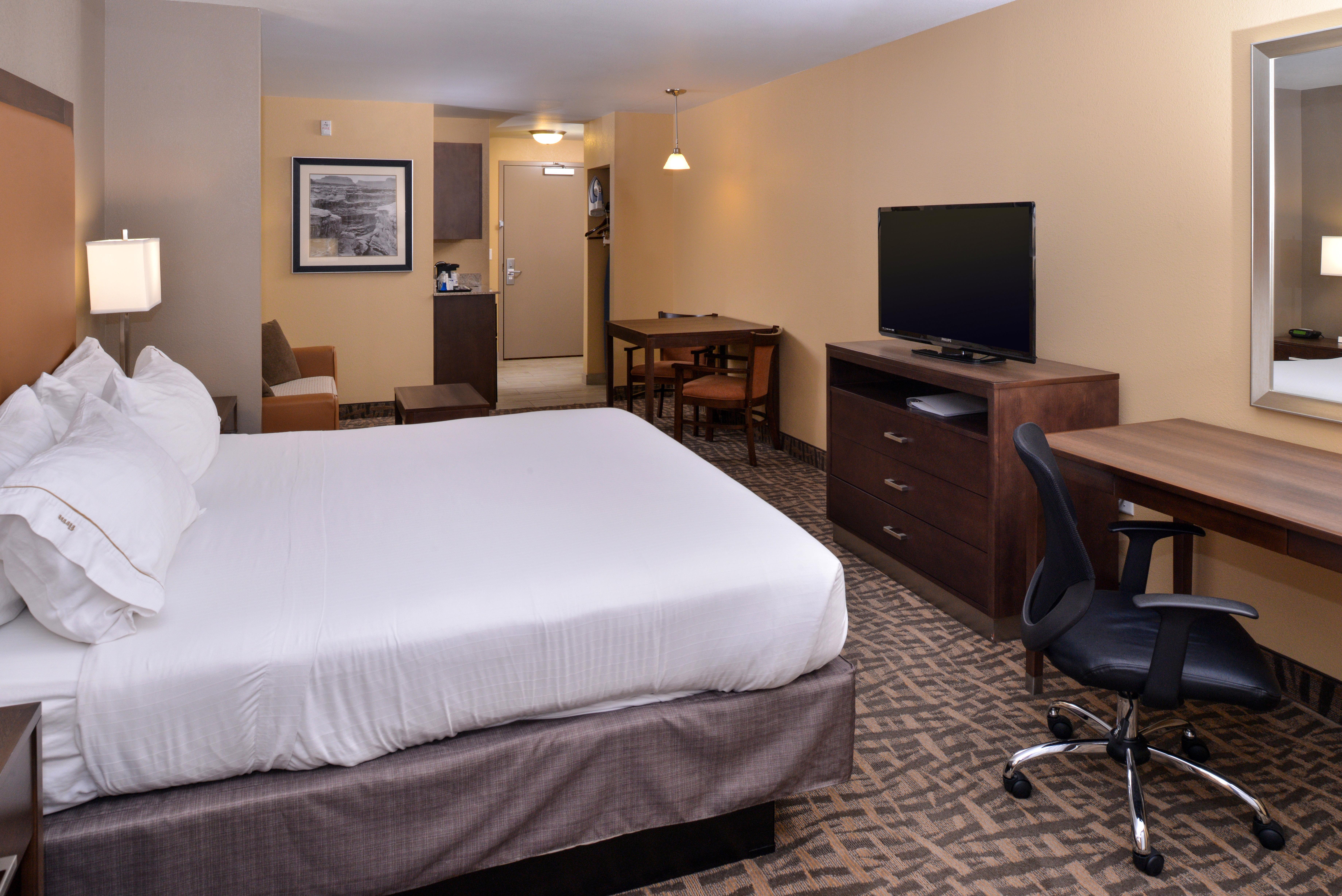 Holiday Inn Express & Suites Page - Lake Powell Area By Ihg Exterior photo