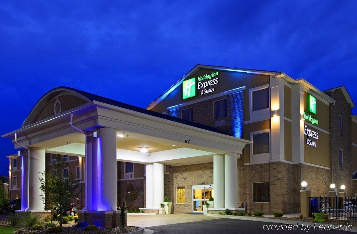 Holiday Inn Express & Suites Page - Lake Powell Area By Ihg Exterior photo